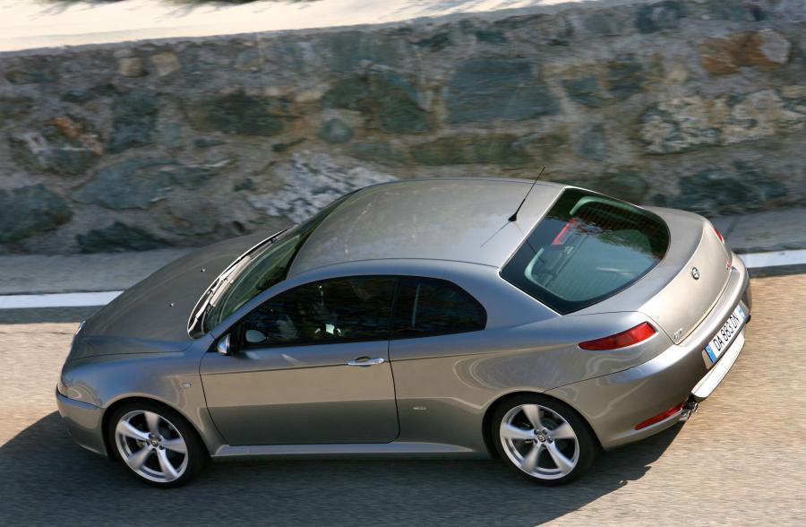  Alfa Romeo GT Q2 (937C) 2006 года  (фото 2 из 31)